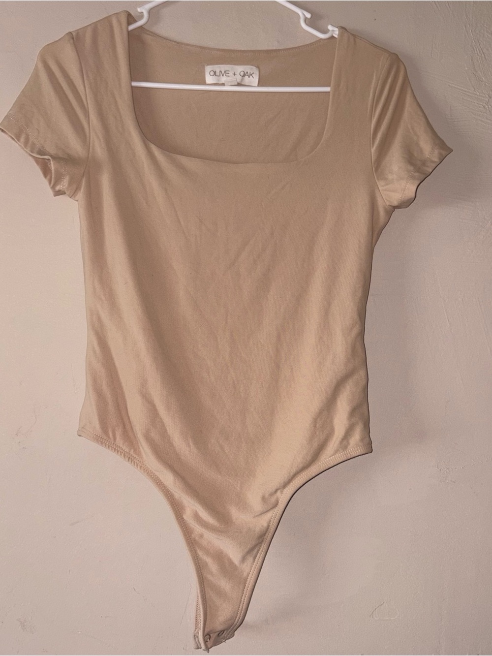 Olive + oak nude square neck bodysuit S